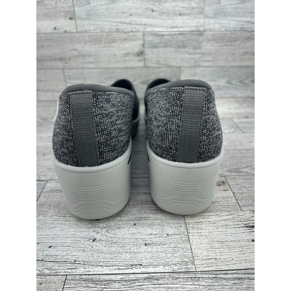 Skechers Womens 8.5 Slip On Knit Air‎ Cooled Memory Foam Sneakers Gray